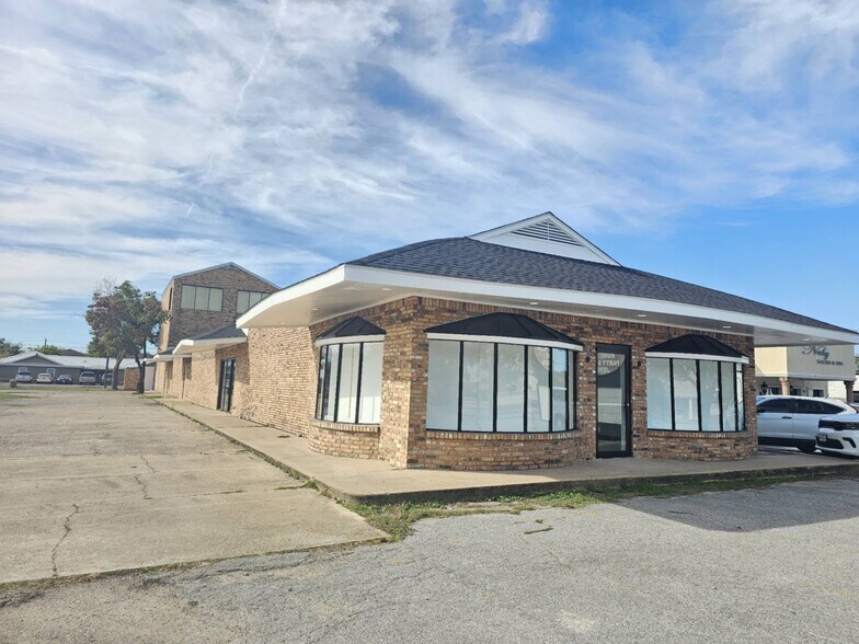 1032 Pasadena Blvd, Pasadena, TX à louer - Photo principale – Image 1 sur 10