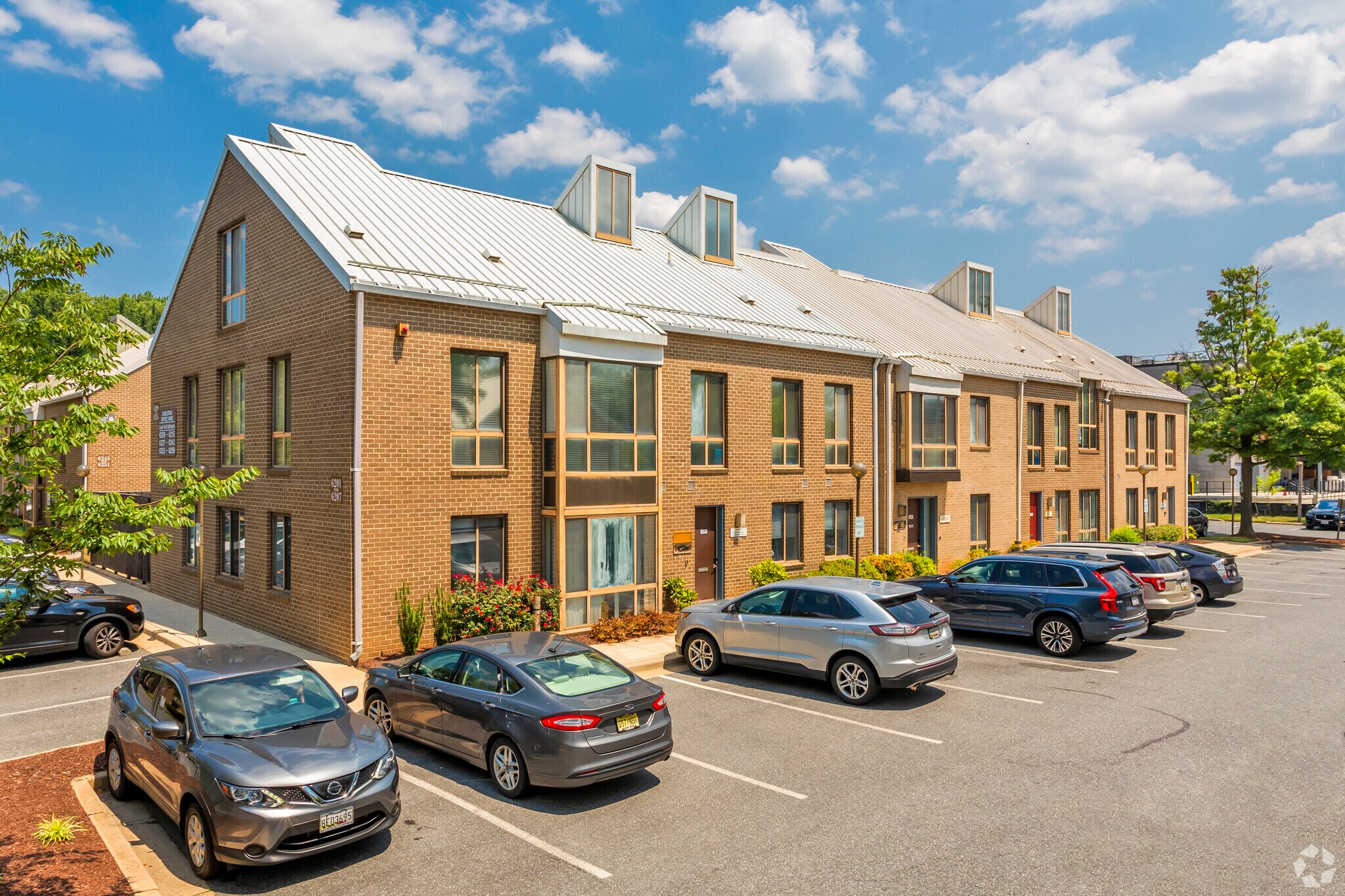 6209-6215 Executive Blvd, Rockville, MD à louer Photo de l’immeuble– Image 1 sur 12
