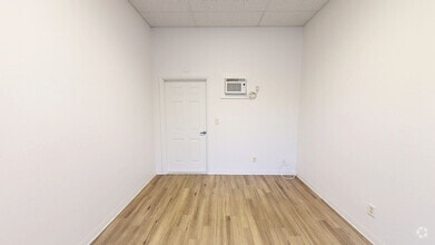 877 NE 27th Ln, Cape Coral, FL à louer Numérisation 3D Matterport– Image 1 sur 12
