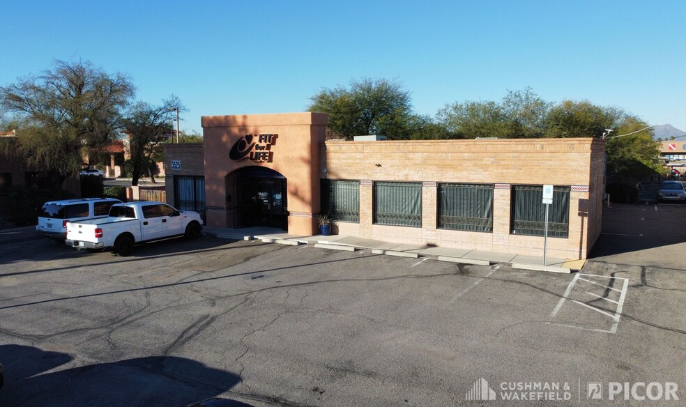 3525 N Campbell Ave, Tucson, AZ à louer - Photo de l’immeuble – Image 2 sur 7