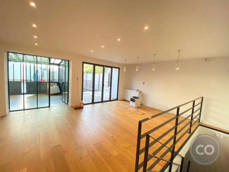 Bureau dans Boulogne-Billancourt à louer - Photo de l’immeuble – Image 2 sur 6