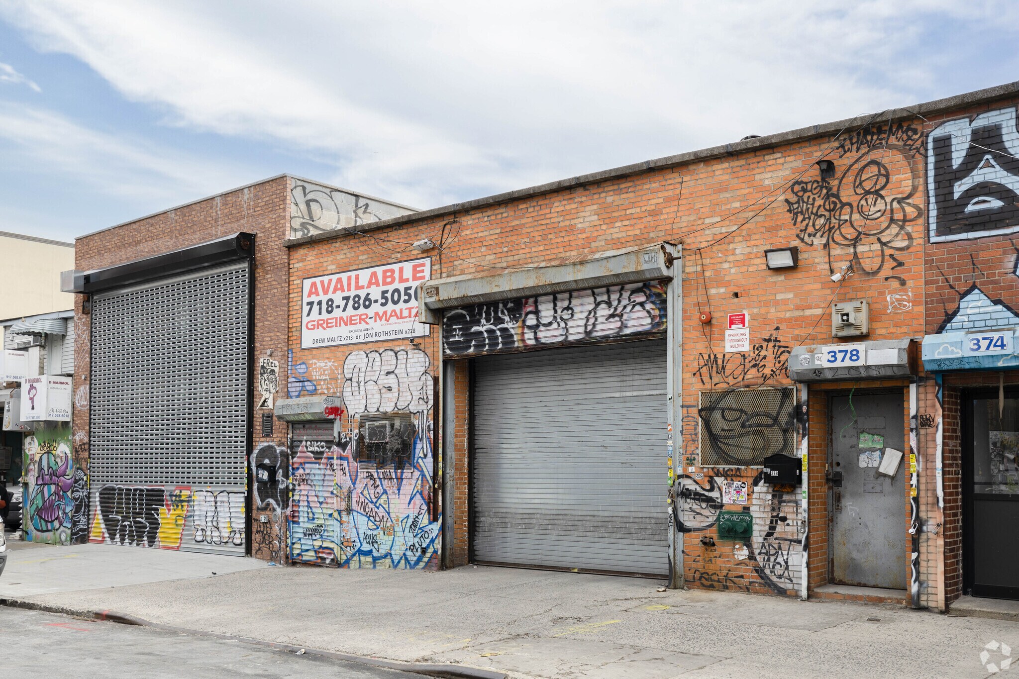 378 Troutman St, Brooklyn, NY à louer Photo principale– Image 1 sur 9
