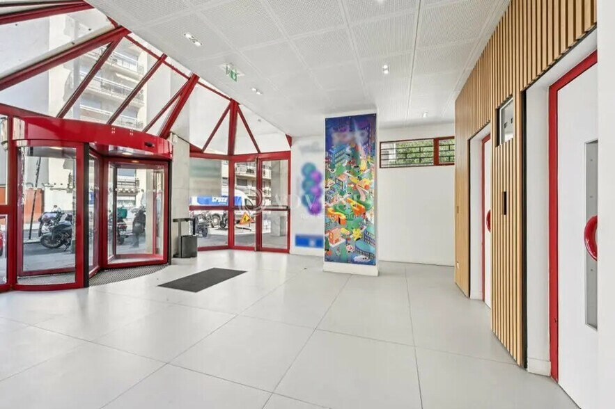 Bureau dans Paris à louer - Hall d’entrée – Image 3 sur 10