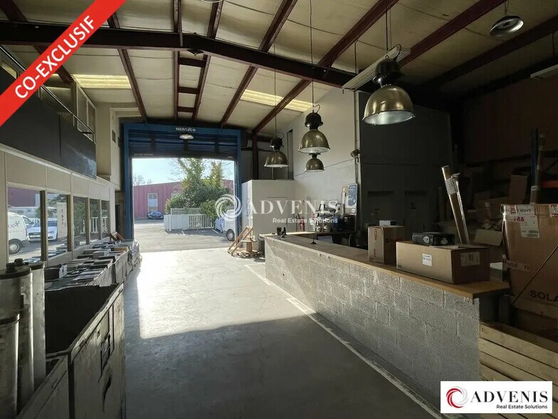 Local d'activités dans Gradignan à vendre - Photo de l’immeuble – Image 3 sur 6