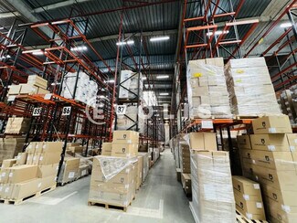 Plus de détails pour Bureau, Industriel/Logistique à louer