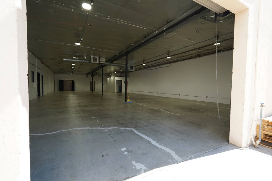 144 E Santa Clara St, Arcadia, CA à louer - Photo de l’immeuble – Image 2 sur 23