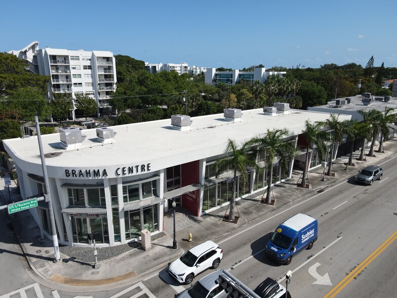 6399 Biscayne Blvd, Miami, FL à louer - Photo de l’immeuble – Image 1 sur 32