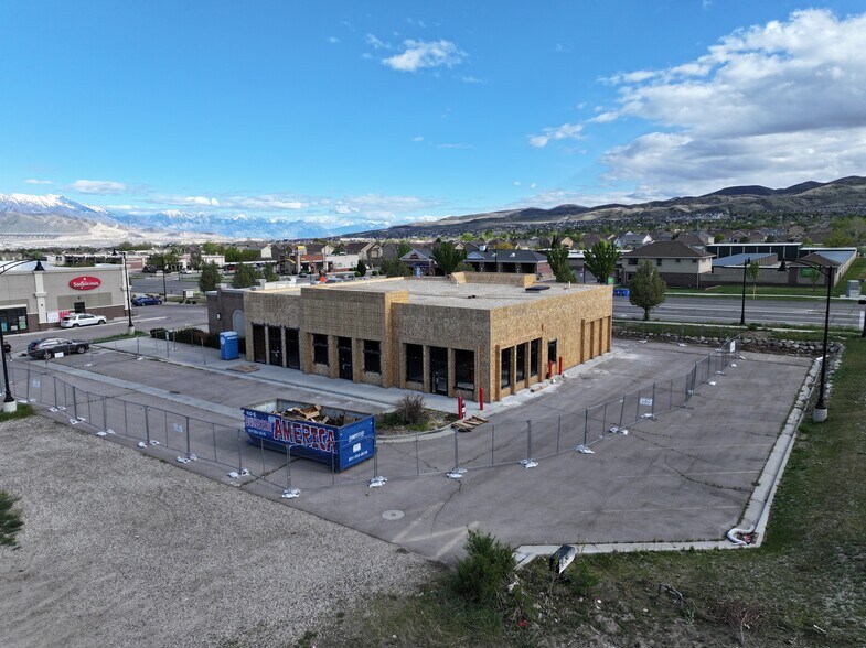 5174 W 13400 S, Riverton, UT à louer - Photo principale – Image 1 sur 3