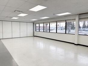 14904 123rd Ave NW, Edmonton, AB à louer Photo intérieure– Image 1 sur 2
