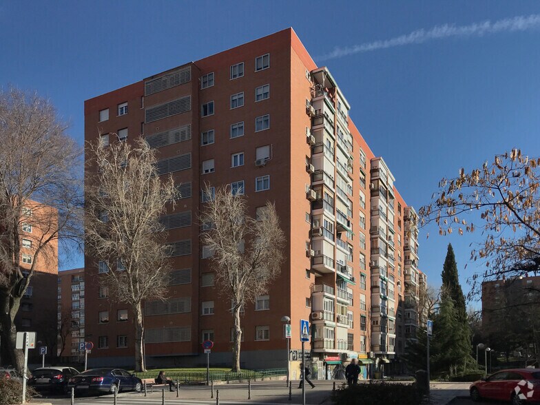 Calle De Castrillo De Aza, 15, Madrid, Madrid à louer - Photo de l’immeuble – Image 2 sur 2