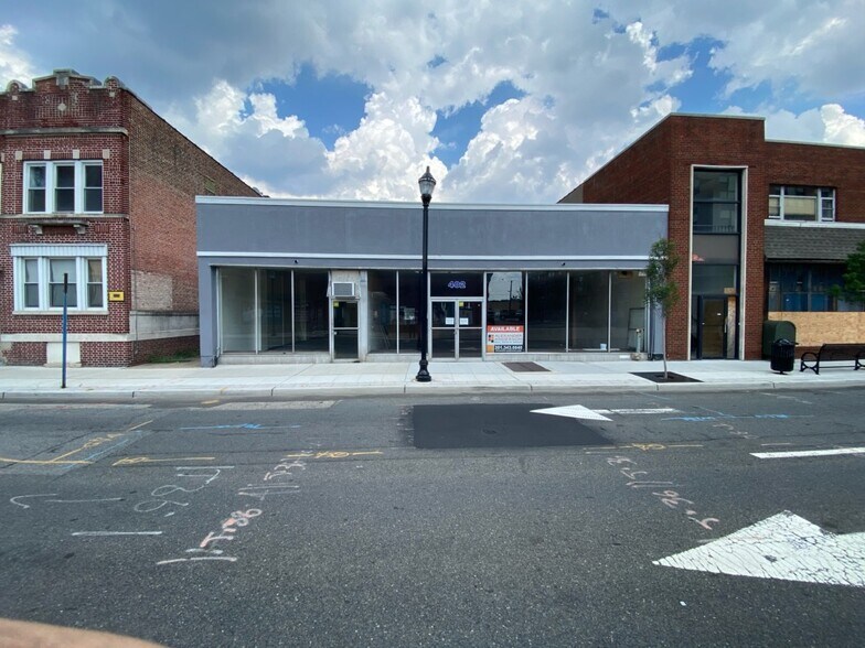 402-406 Main St, Hackensack, NJ à louer - Photo de l’immeuble – Image 2 sur 3