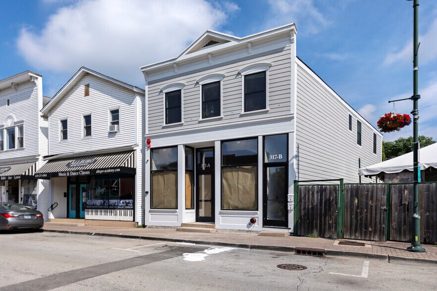 317 Canal St, Lemont, IL à louer - Photo de l’immeuble – Image 1 sur 3