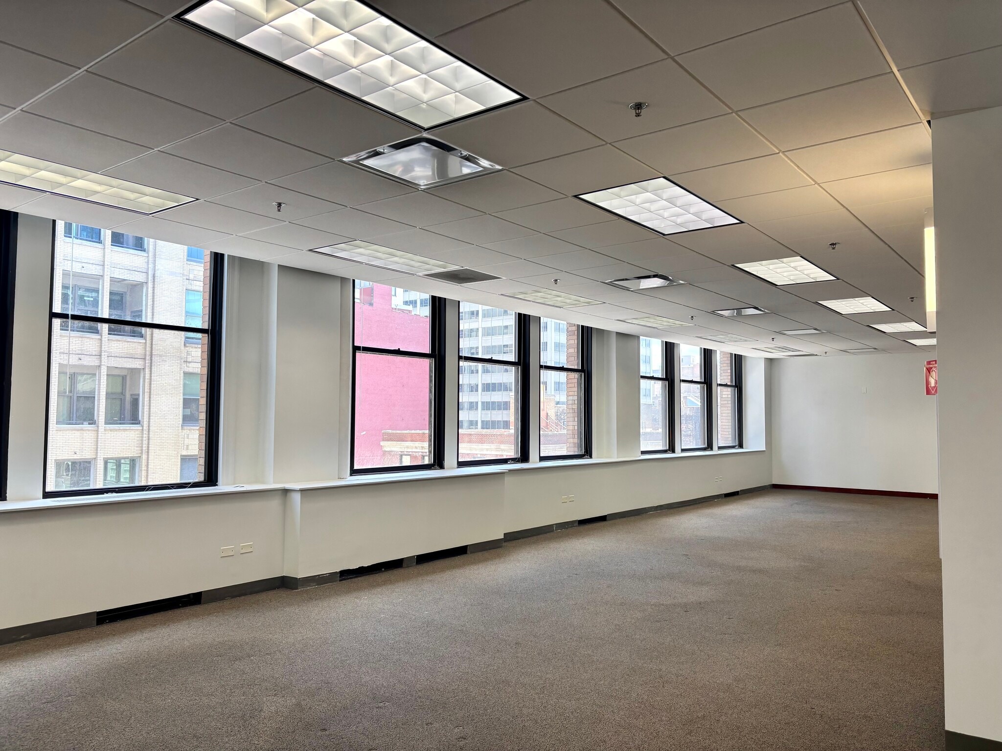 600 W Jackson Blvd, Chicago, IL à louer Photo intérieure– Image 1 sur 6