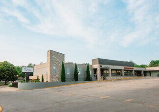 Plus de détails pour 820-836 N 70th St, Lincoln, NE - Local commercial à louer