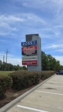 381 S Loop 336 W, Conroe, TX à louer Autre– Image 2 sur 12