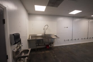 5655-5659 Atlantic Ave, Long Beach, CA à louer Photo intérieure– Image 1 sur 17