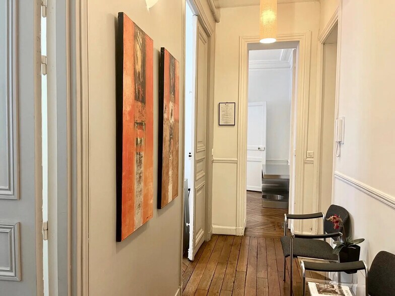 Bureau dans Paris à louer - Photo de l’immeuble – Image 2 sur 7