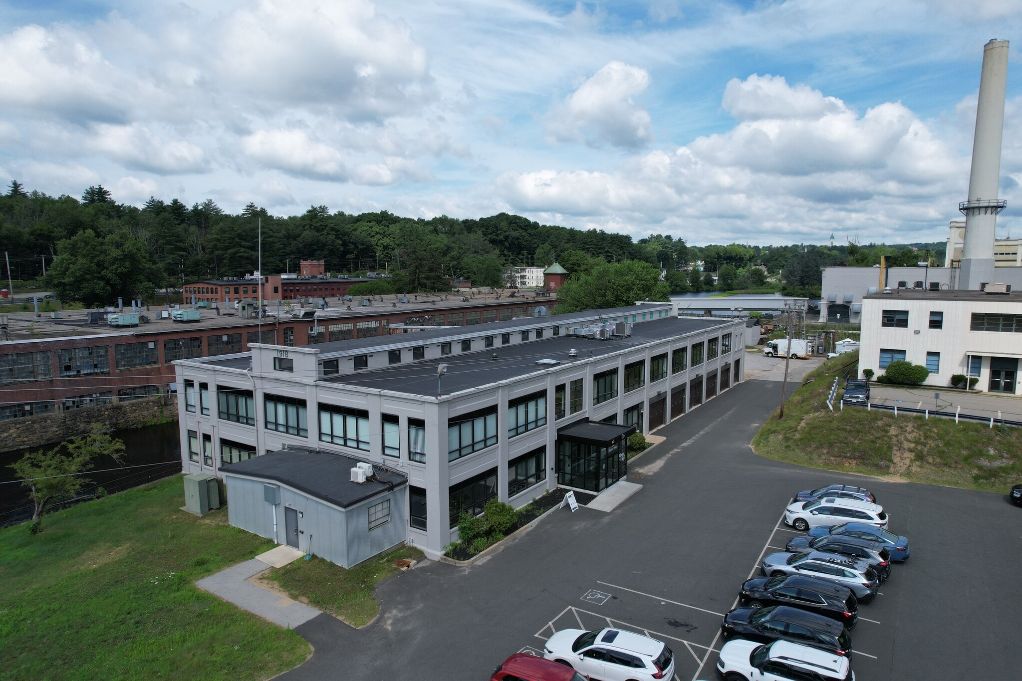 80 Optical Dr, Southbridge, MA à louer Aérien– Image 1 sur 2