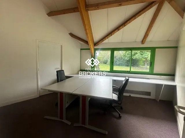 Bureau dans SAINT-OUEN-L'AUMONE à louer - Photo de l’immeuble – Image 1 sur 8