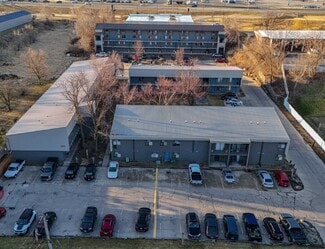 Plus de détails pour 2939-3009 12th Ave SW, Cedar Rapids, IA - Logement à vendre