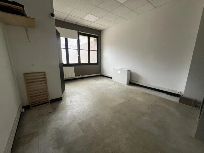 Plus de détails pour Local commercial à vendre