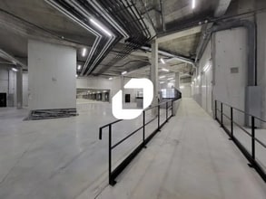 Local d’activités dans Ivry-sur-Seine à louer Photo intérieure– Image 1 sur 8