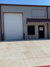 7676 E FM 917, Alvarado, TX à louer Photo de l’immeuble– Image 1 sur 5