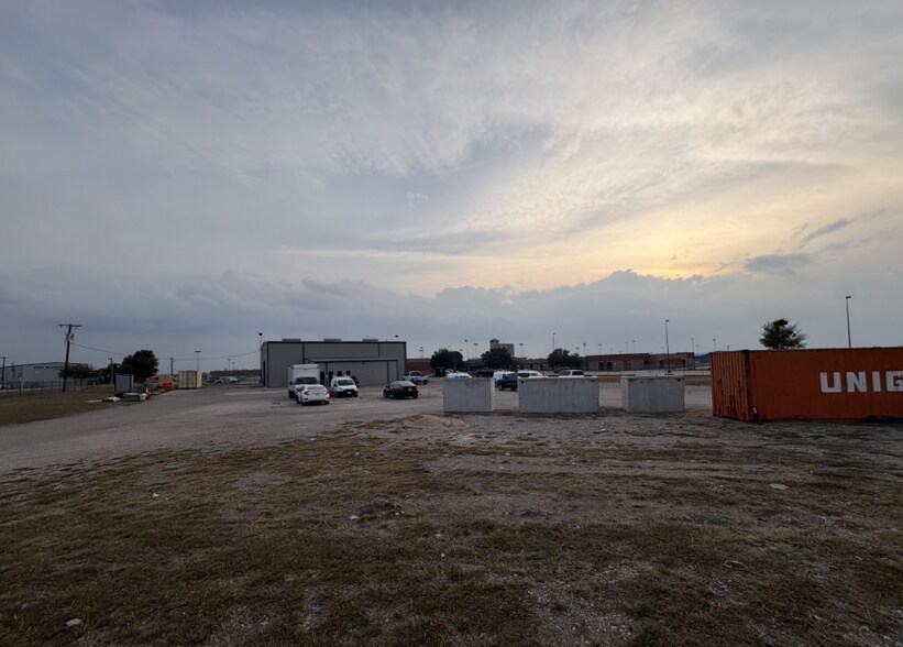 111 Vernon Rd, Aledo, TX à louer - Photo de l’immeuble – Image 3 sur 5