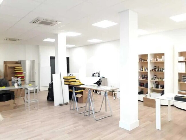 Plus de détails pour Bureau à louer