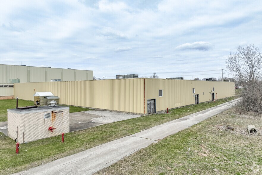 10711-10785 Wolf Dr, Huntley, IL à louer - Photo de l’immeuble – Image 3 sur 5