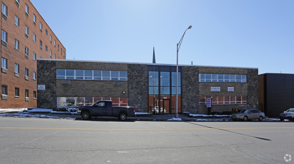 600 Franklin St, Schenectady, NY à louer - Photo de l’immeuble – Image 3 sur 4