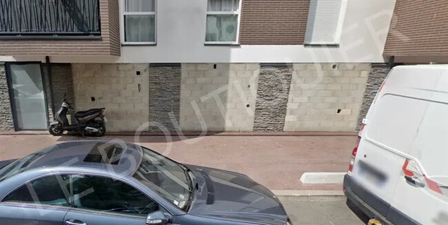 Plus de détails pour Local commercial à vendre