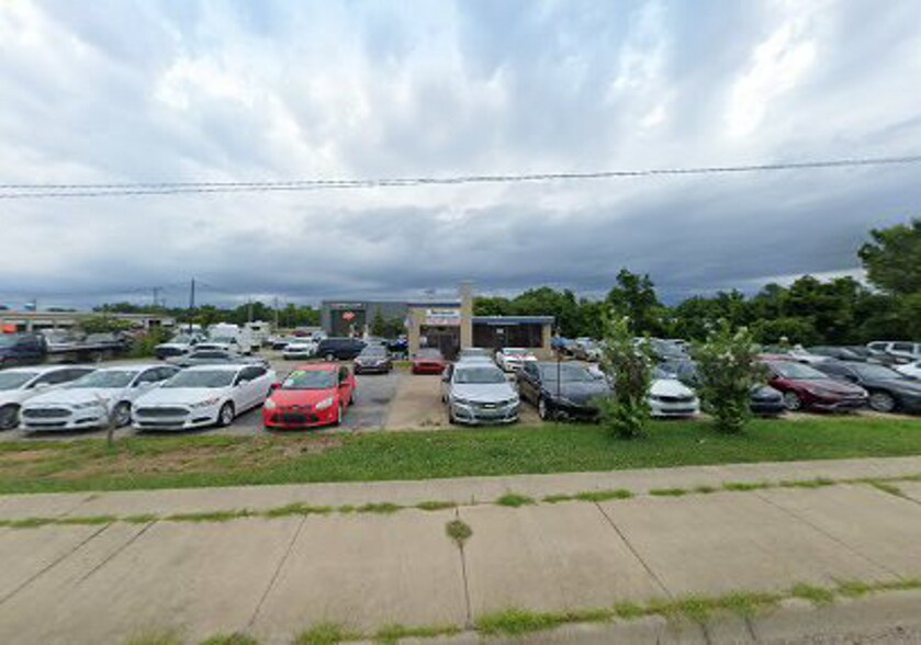 3312 E Broadway Blvd, West Memphis, AR à vendre - Photo de l’immeuble – Image 1 sur 3