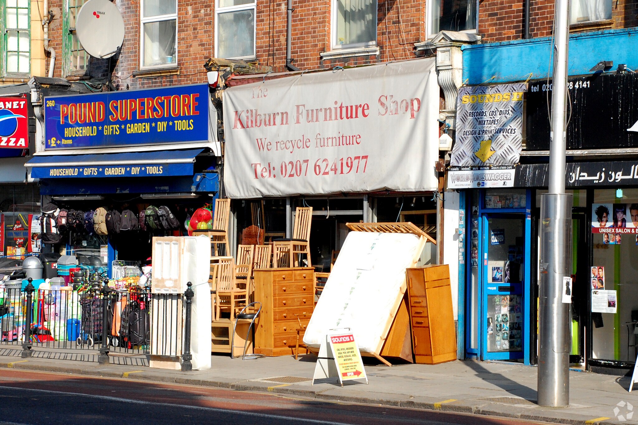 258 Kilburn High Rd, Londres à louer Photo principale– Image 1 sur 19