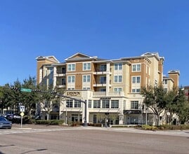 525 E Sybelia Ave, Maitland, FL à louer Photo de l’immeuble– Image 1 sur 8