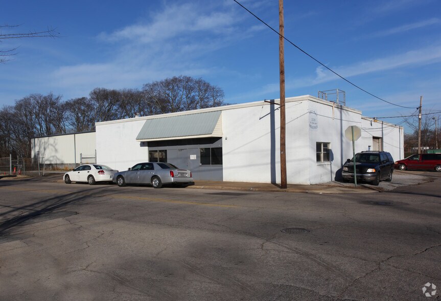 228 1st Ave N, Birmingham, AL à louer - Photo de l’immeuble – Image 2 sur 8