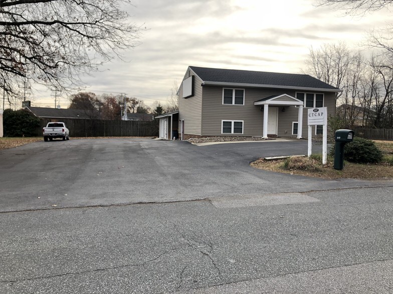 3357 Hazelwood Rd, Edgewater, MD à louer - Photo de l’immeuble – Image 2 sur 11