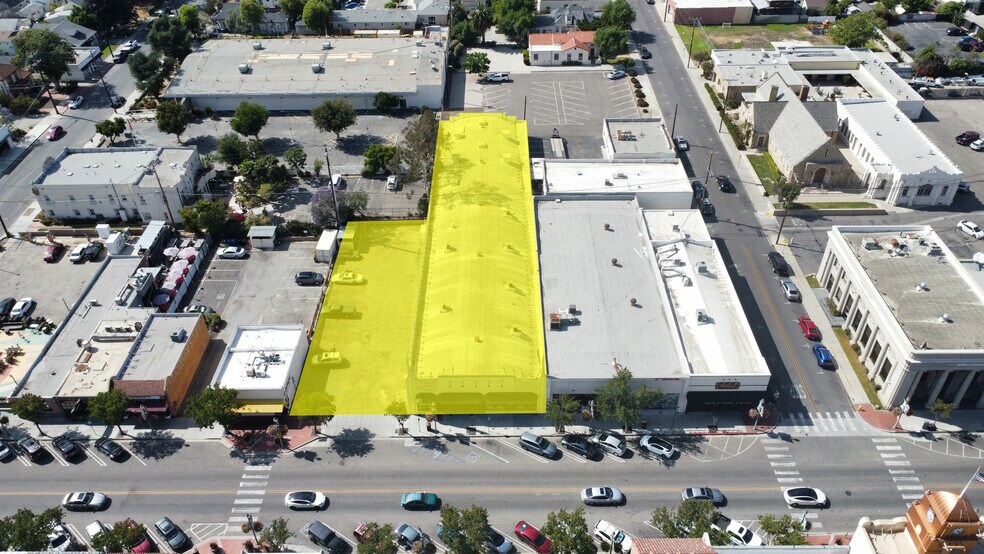 847 E Main St, Santa Paula, CA à vendre - Photo de l’immeuble – Image 2 sur 13