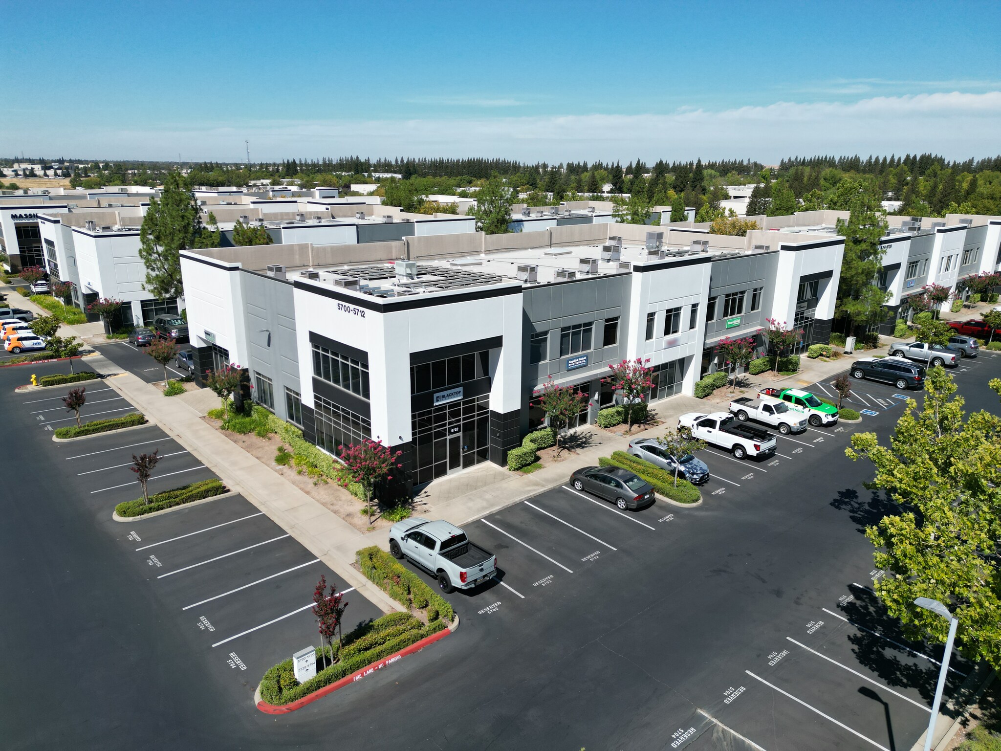 5700-5712 Lonetree Blvd, Rocklin, CA à vendre Photo de l’immeuble– Image 1 sur 5