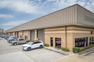 Plus de détails pour 5829 W Sam Houston Pky N, Houston, TX - Local d'activités à louer