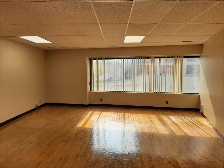 1437 Main St, Buffalo, NY à louer - Photo intérieure – Image 2 sur 6