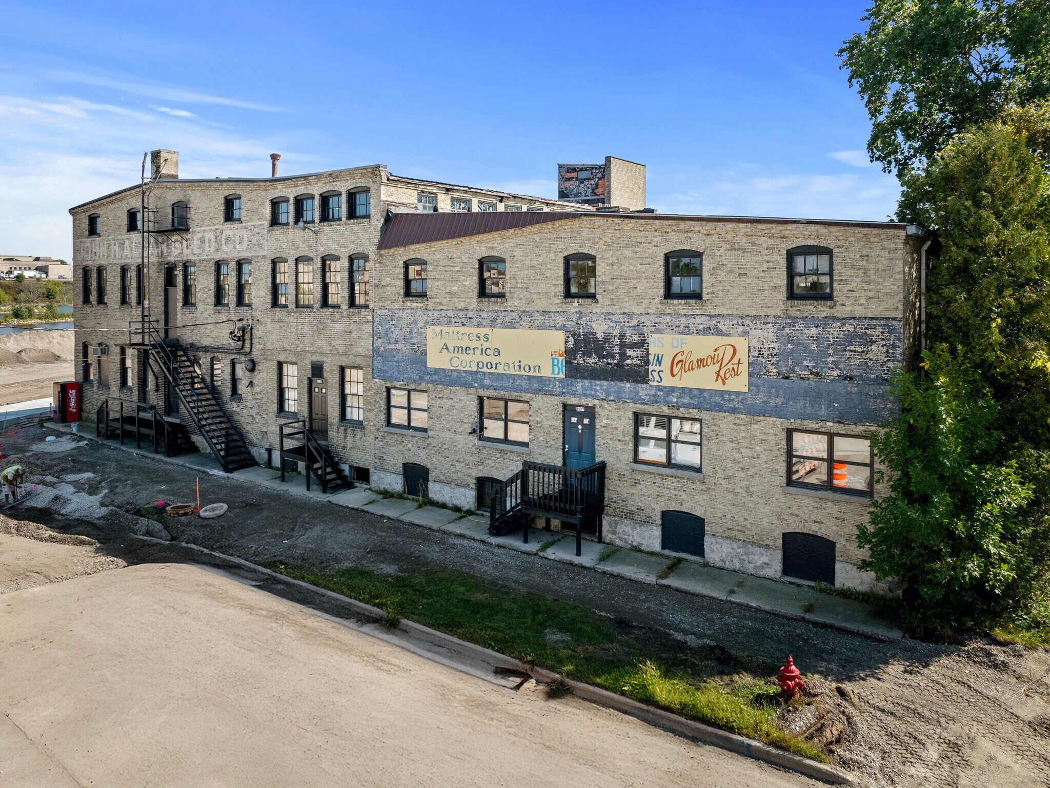 1223 New York Ave, Sheboygan, WI à vendre Aérien– Image 1 sur 46