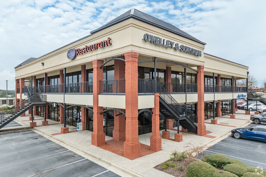 540 Lake Center Pky, Cumming, GA à louer - Photo principale – Image 1 sur 32