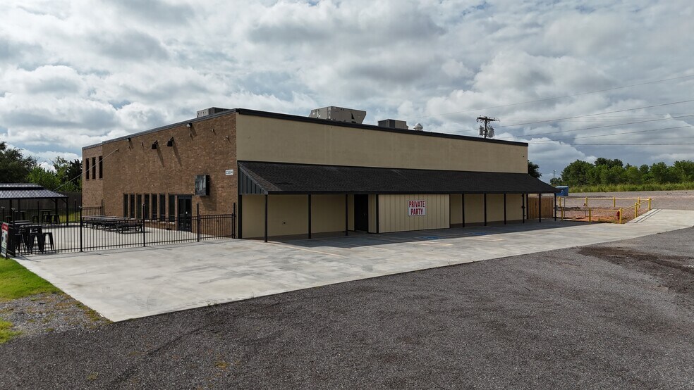 23894 S Frontage Rd, Weatherford, OK à vendre - Photo de l’immeuble – Image 3 sur 40
