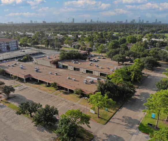 6950 Portwest Dr, Houston, TX à louer - Photo de l’immeuble – Image 1 sur 4