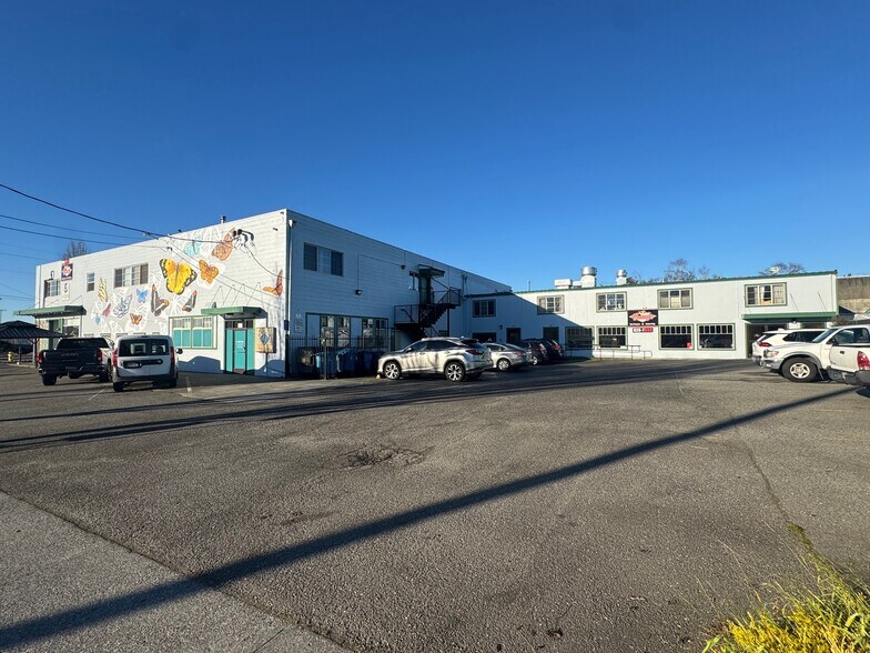 455-475 I St, Arcata, CA à louer - Photo de l’immeuble – Image 1 sur 15