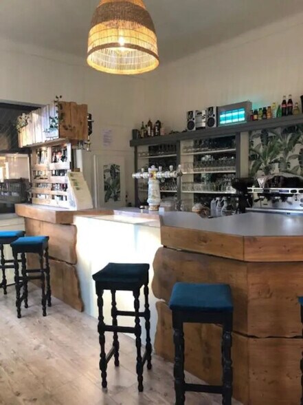 Local commercial dans Châtel-Saint-Germain à vendre - Photo intérieure – Image 3 sur 4