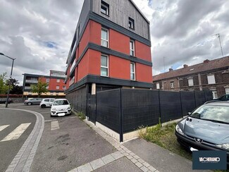 Plus de détails pour Local commercial à louer