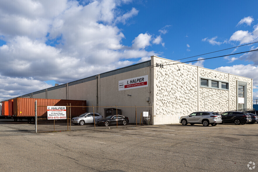 51-53 Hook Rd, Bayonne, NJ à louer - Photo principale – Image 2 sur 9