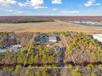Plus de détails pour 54 Industrial Rd, Wainscott, NY - Industriel/Logistique à vendre